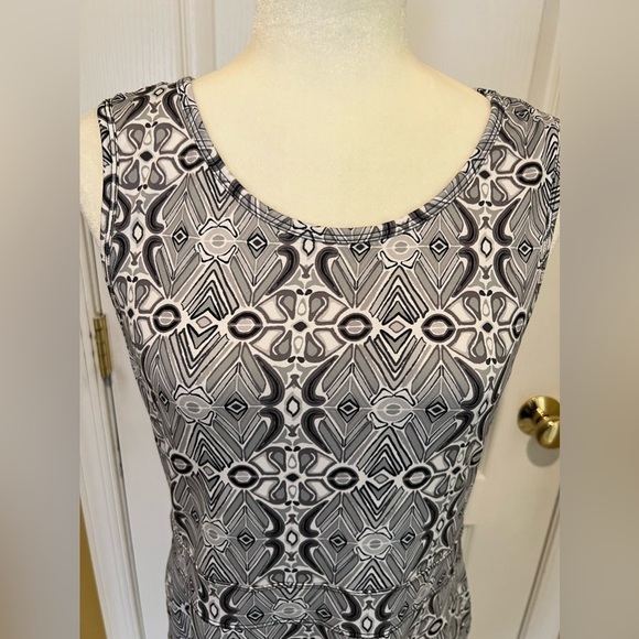 Reel Legends Performance Outfitters Ladies Stay Cool Dress size M - Picture 4 of 5